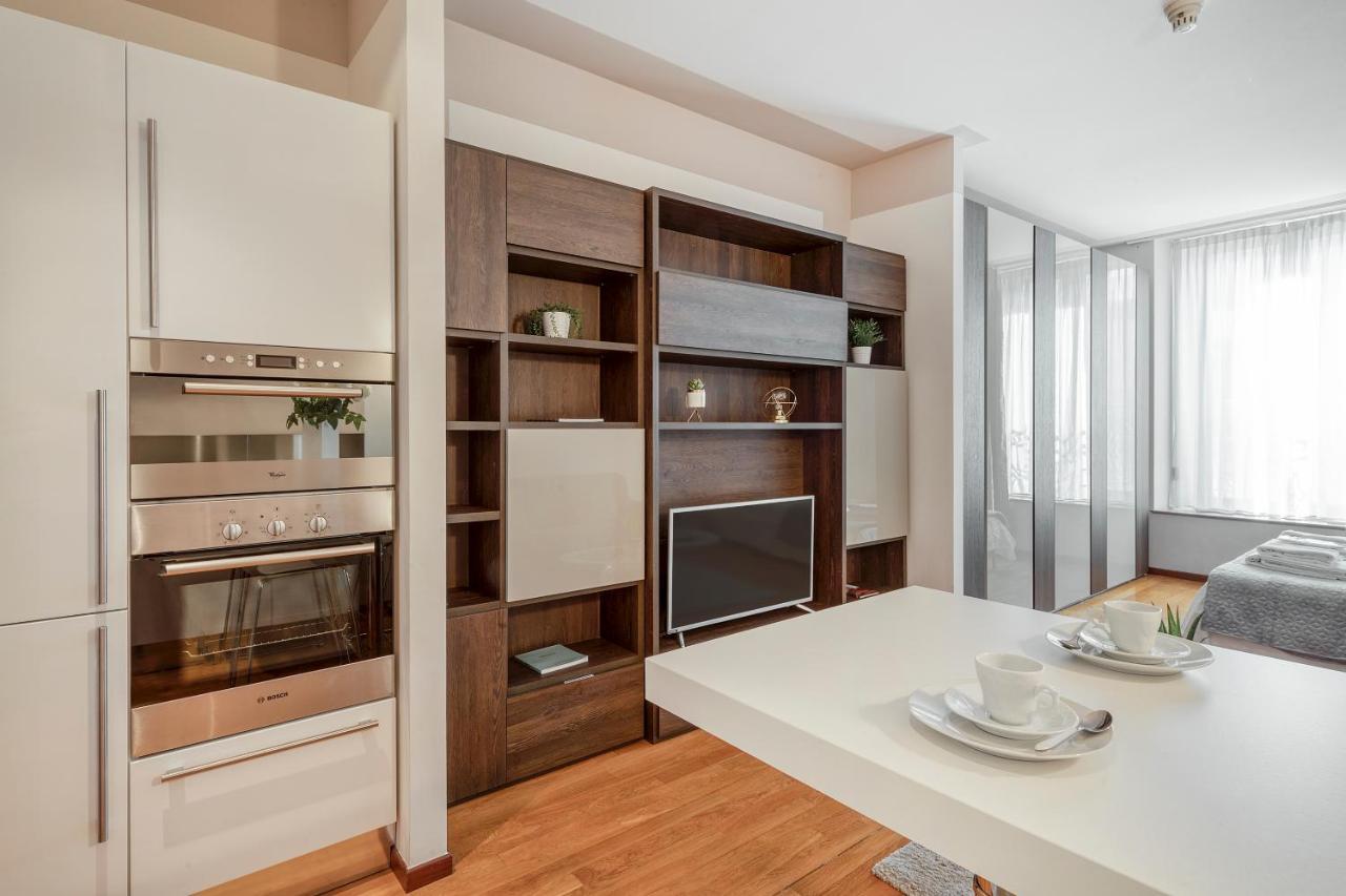 Milan Royal Suites - Centro Duomo Bagian luar foto