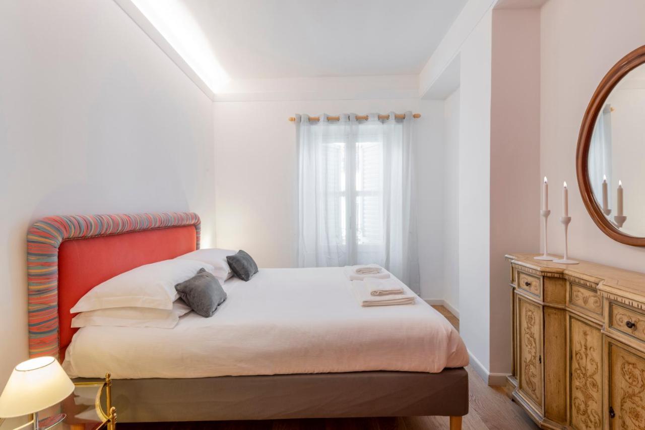 Milan Royal Suites - Centro Duomo Bagian luar foto