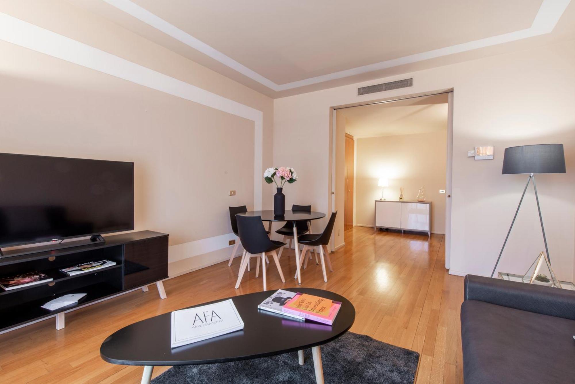 Milan Royal Suites - Centro Duomo Bagian luar foto